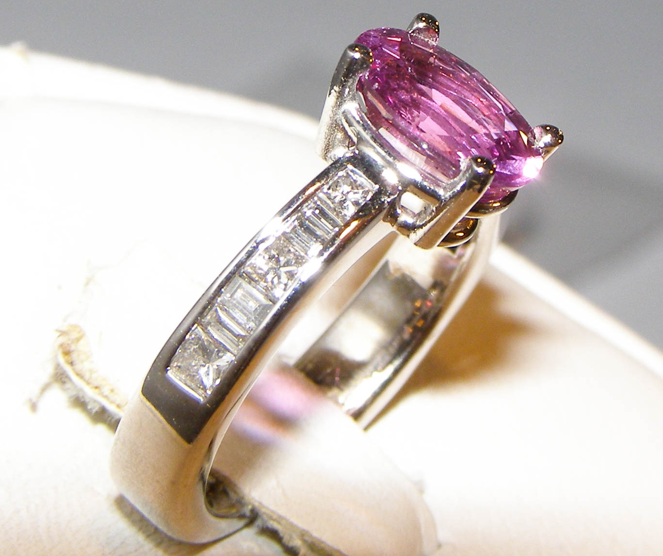 AGL CERT. Pink (N)* Sapphire Diamond Ring 14KWG/PLAT 2.40 ctw