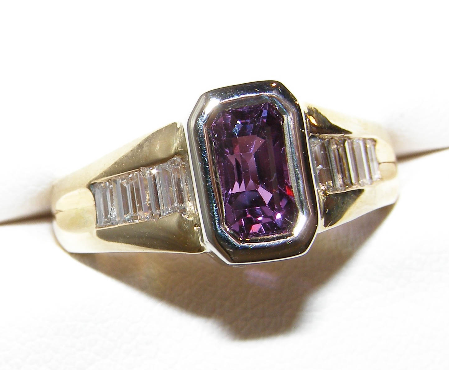 Color Change Maroon/Purple Sapphire (H)* Dia Ring 14KYG 2.06ctw