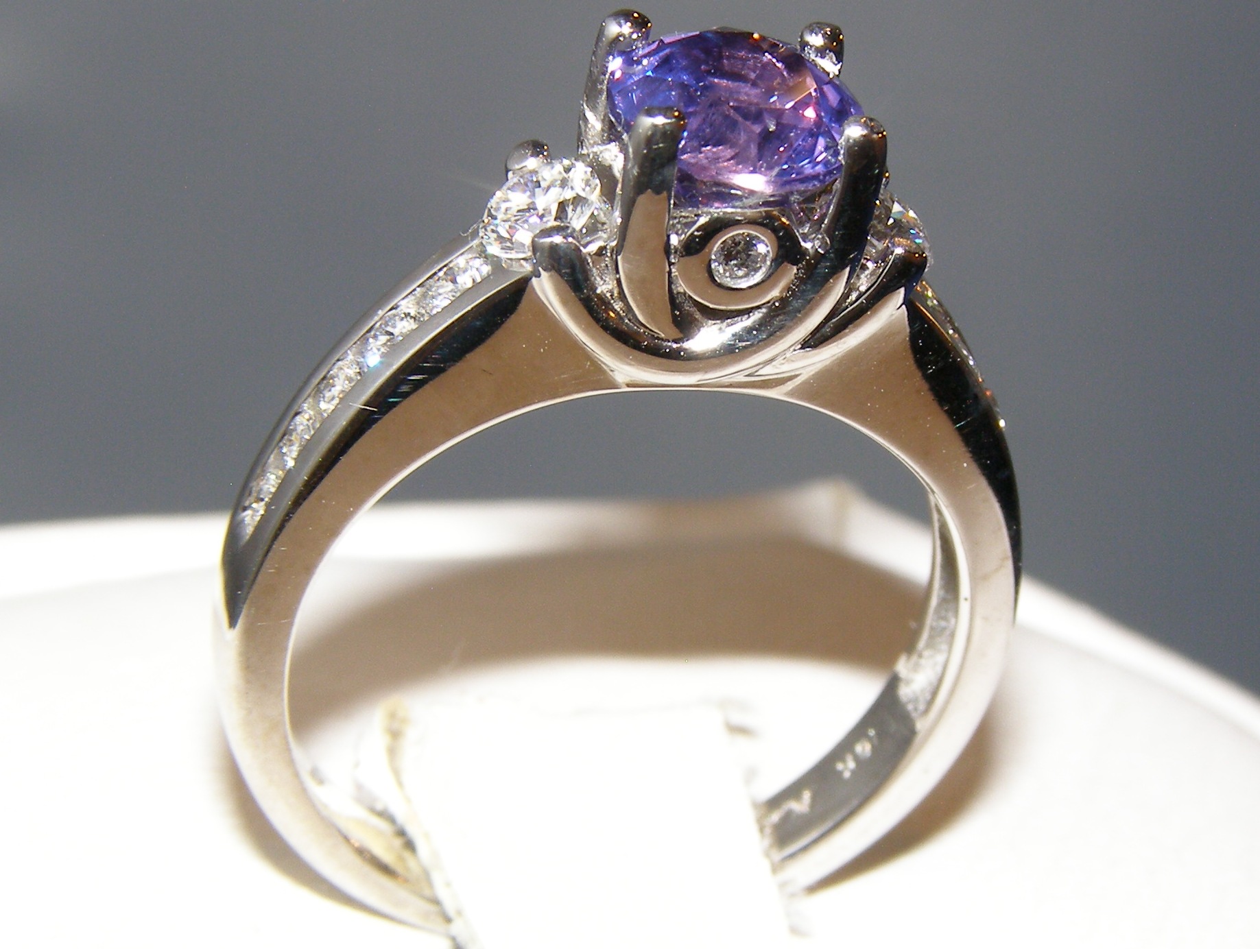 Cert. Unheated Sapphire Dia A Jaffe Ring 18KWG 1.80ctw