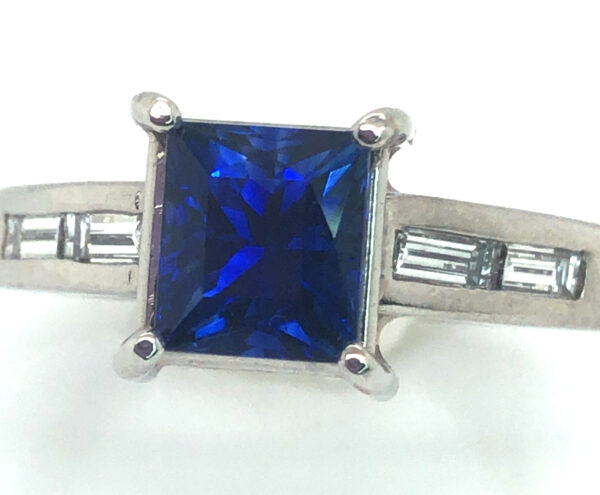 Rare Princess Cut Madagascan ULTRA BLUE AAA+ Sapphire (H)* Diamond Platinum Ring 2.50 ctw - Image 5