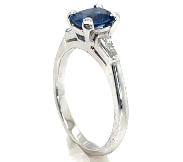 Cushion Ceylon Sapphire (H)* Diamond Baguette Platinum Ring 1.29 ctw - Image 4