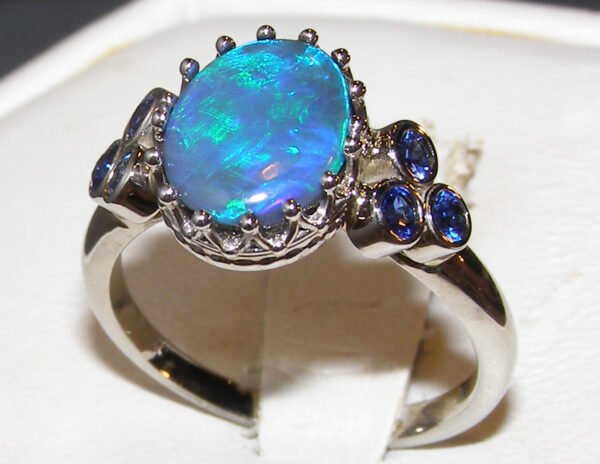 Solid Lighting Ridge, AU Black Opal Ceylon Sapphire Ring 14KWG 1.65 ctw - Image 4