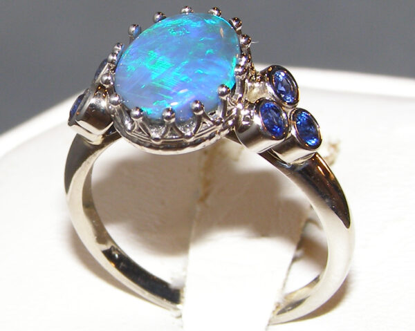 Solid Lighting Ridge, AU Black Opal Ceylon Sapphire Ring 14KWG 1.65 ctw - Image 5