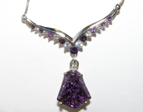 Award Winning Gem Artist John Dyer Carved/Faceted Amethyst (H)* Diamond Necklace 14KWG 13.25 ctw - Image 2