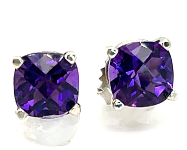 Gorgeous Nigerian (pink & blue flash) Antique Cushion Checkerboard Faceted Amethyst (H)* Studs 14KWG 4.00 ctw - Image 3