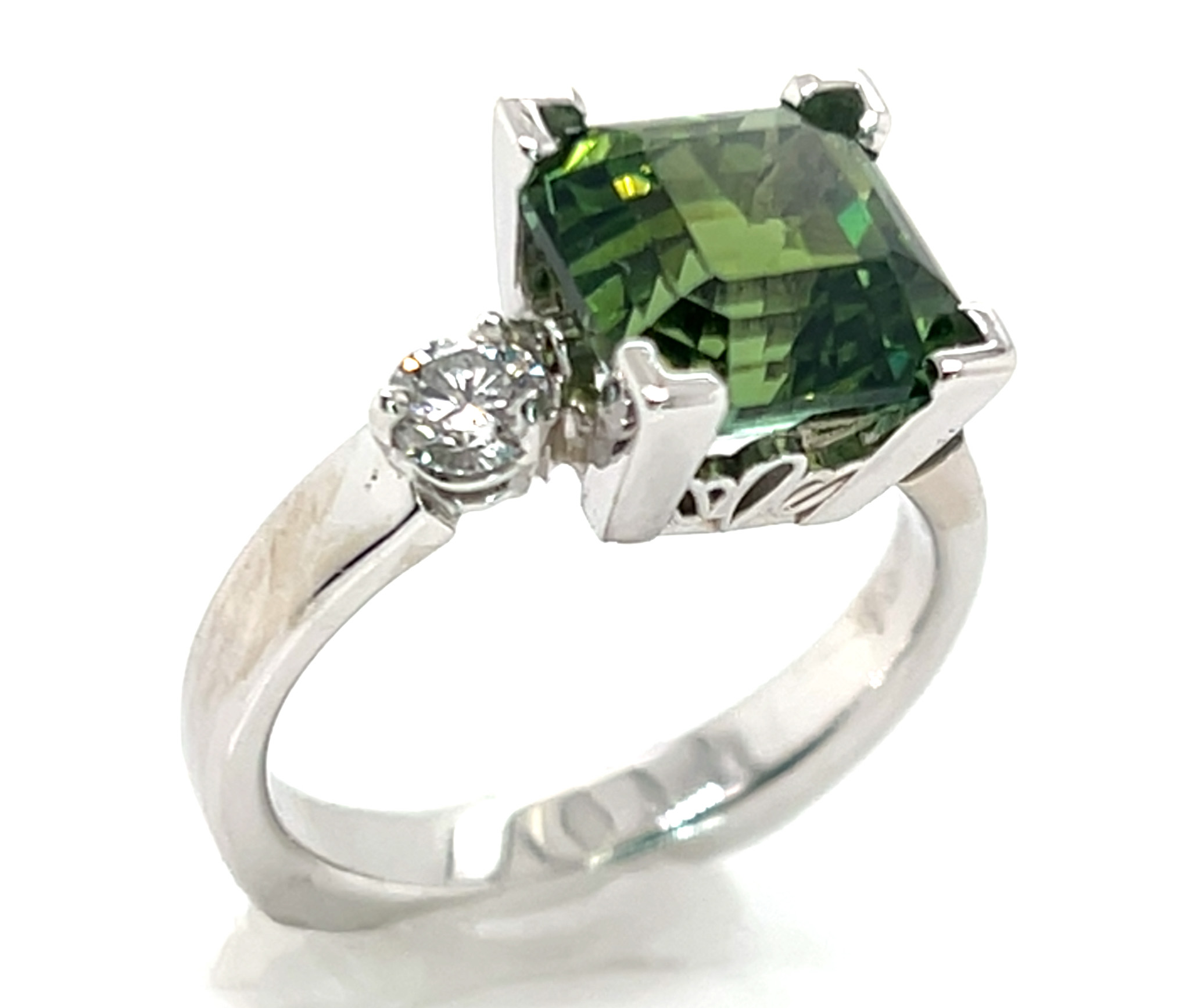 Incredible Rich Green Congo Asscher Cut Tourmaline (N)* Diamond Ring 18KWG 5.51 ctw - Image 5