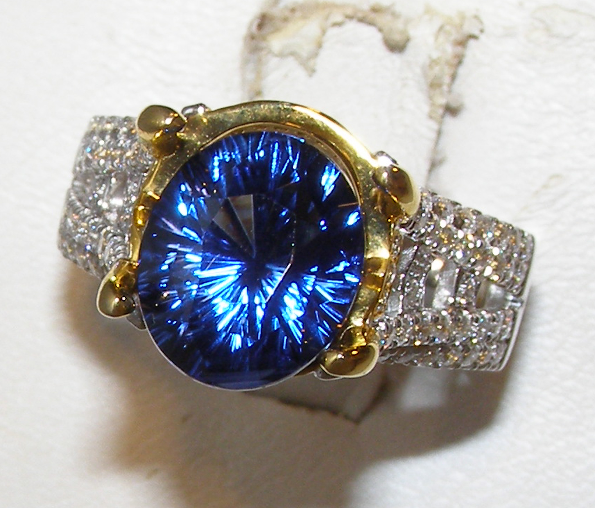 Concave Faceted AGL Certified Sapphire (H)* Diamond Platinum Ring 5.89 ctw