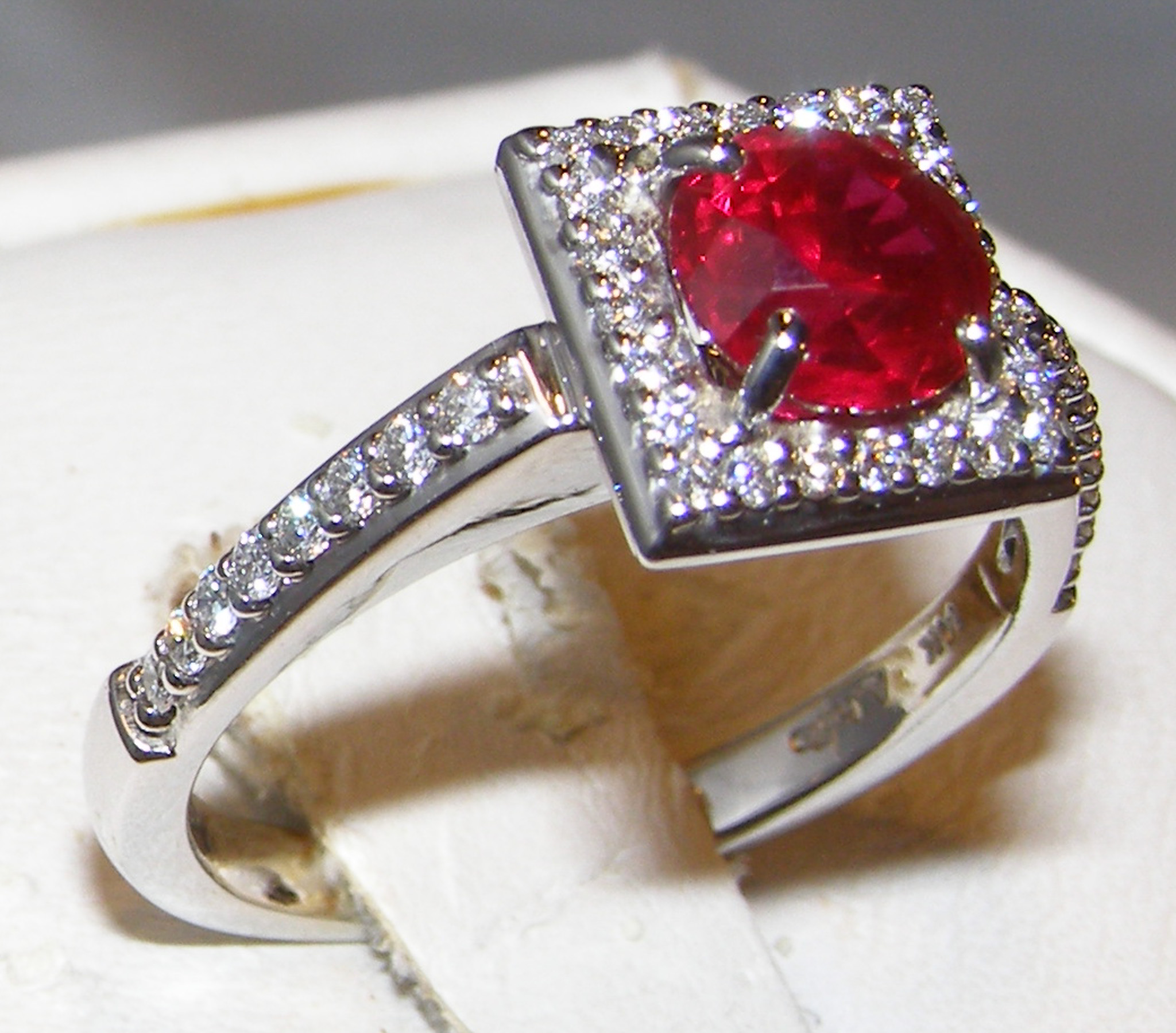 GIA Certified "Pigeon Blood" Vivid Red Ruby (H)* Designer A. Jaffe Diamond Ring 14KWG 2.00 ctw - Image 5