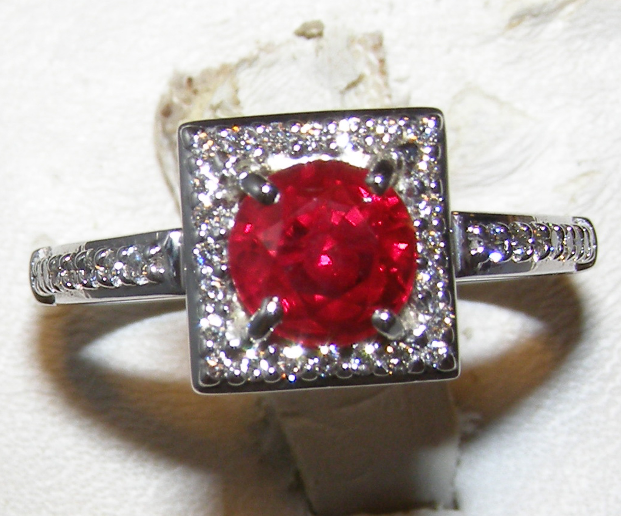 GIA Certified "Pigeon Blood" Vivid Red Ruby (H)* Designer A. Jaffe Diamond Ring 14KWG 2.00 ctw - Image 9